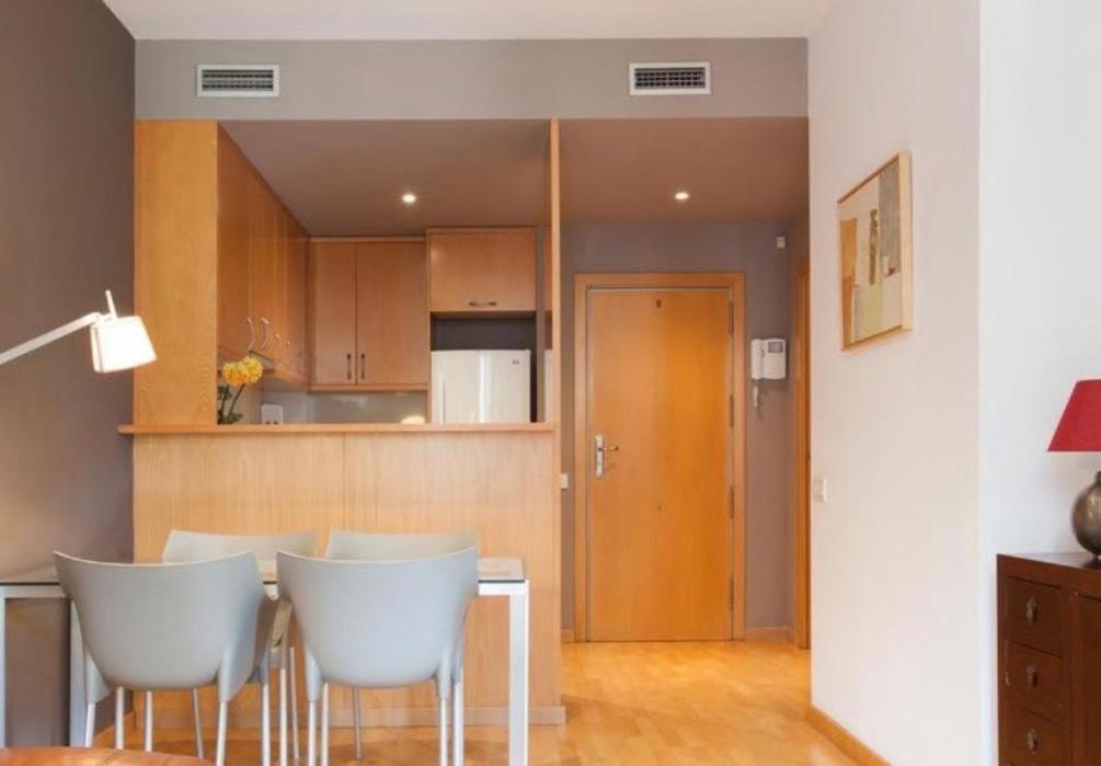 Sweet Bcn Rambla 48 Apartment Barcelona Exterior photo